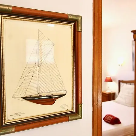 La Maison De L 'evescat Holiday home *